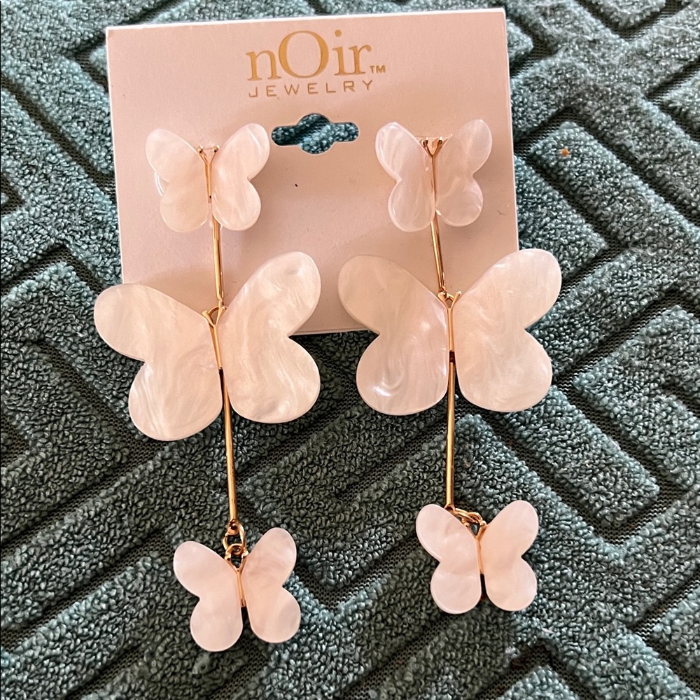 nOir Jewelry White Blush Butterfly Drop Earrings